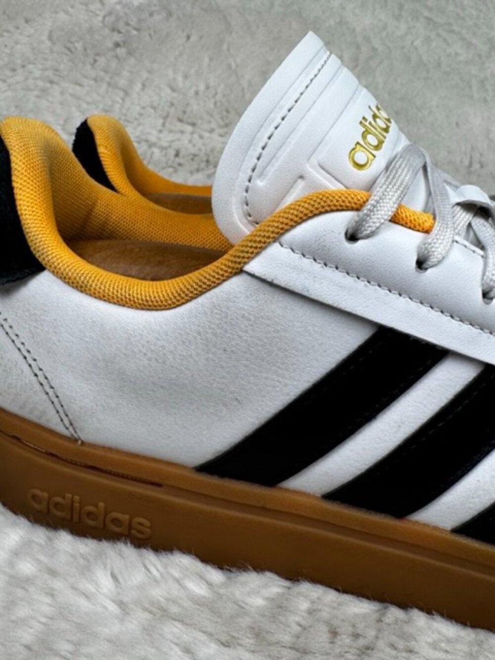 Adidas Grand Court Alpha White Flash Orange 2022 GX8165 Women's Size 8 Gum Sole - Picture 2 of 9